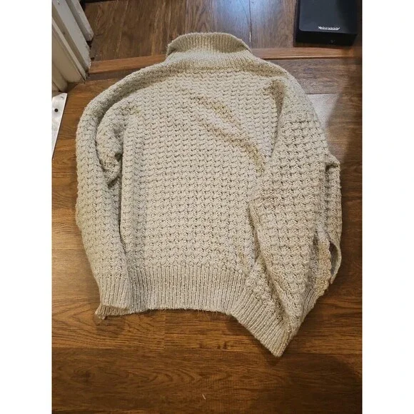 Kerisma Sweater Womens M/L Acrylic Blend Beige Turtleneck Boxy Textured - Picture 7 of 8